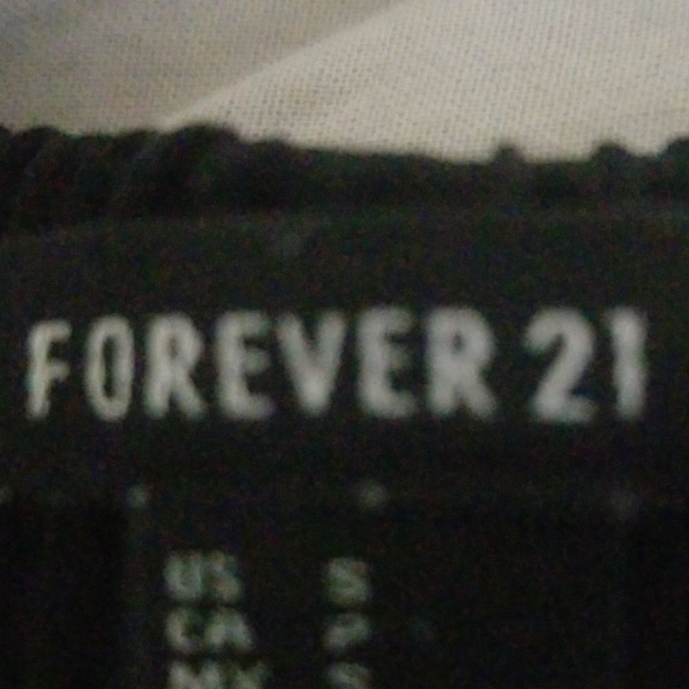 FOREVER 21 SKORTS